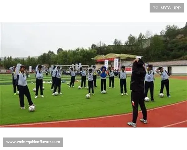 青海体彩支持辽青足球交流赛，西宁雪豹5-3胜辽宁抚顺吸引3000球迷