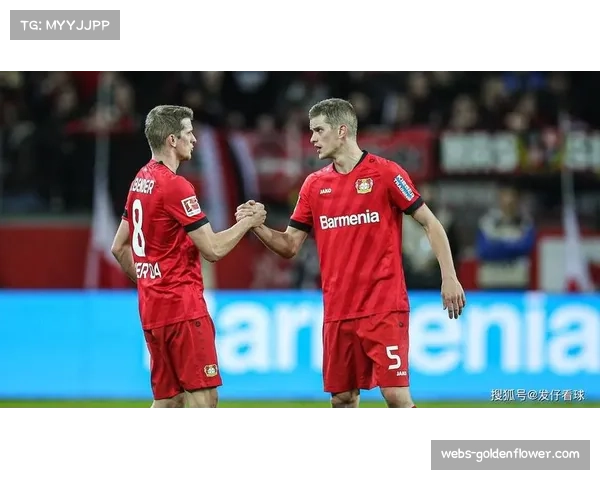 欧联杯1-4决赛首回合：勒沃库森主场2-0击败AC米兰